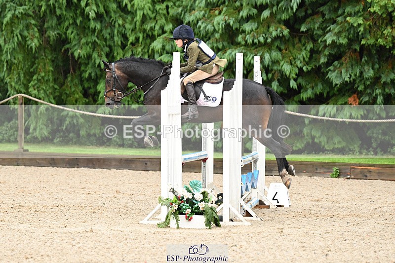 240824X-095449-23429 - 70cm Round 2 9.30 to 10.30