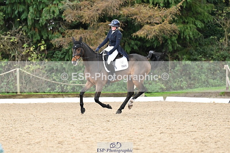 251023A-115727-02123 - B-140-Charlotte.Ward