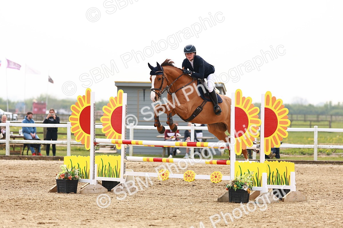  - Class 18 - Senior Newcomers - 1.10m