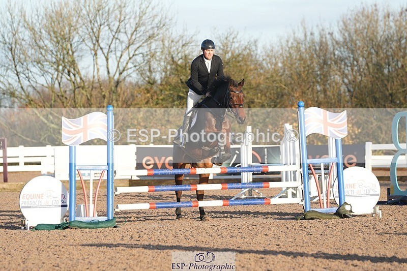 251108-083033-01754 - Cls 9 British Novice and 90cm Open