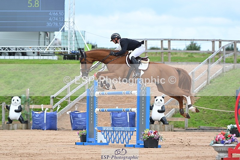 230721A-152401-07203 - Cls 10, 2 Star Big 1.45m Start to break