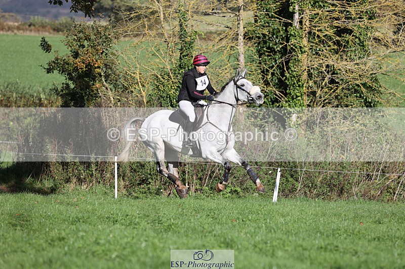 241025-111417-06434 - 014-Lizzie.Luxton-ST.TROPEZ