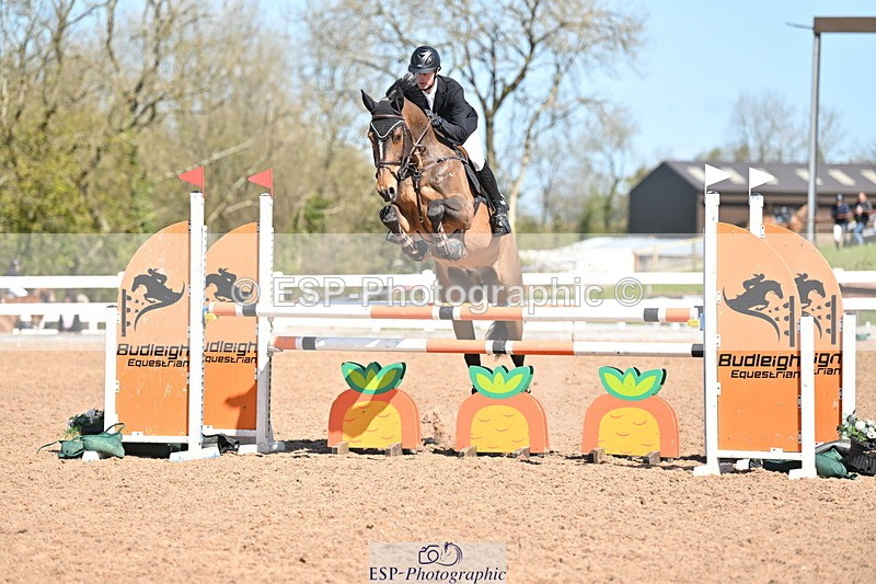 240420A-120227-10697 - Cls 15, 1 Star Bronze Tour 1.15m