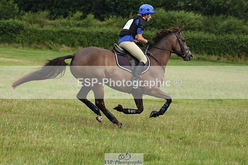 230625-095732-01562 - XC 90cm 9.45 to 11.00