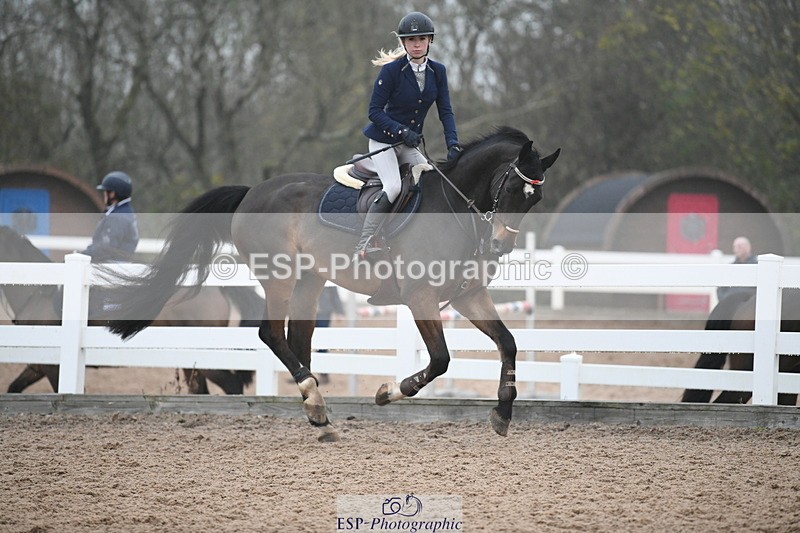 241103A-111925-07756 - SUN Cls 21 Snr Newcomers and 1.10m Open