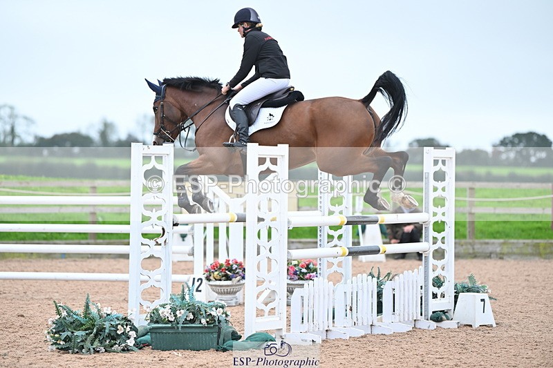 231013A-145035-02833 - Cls 9 Foxhunter & 1.20m Open