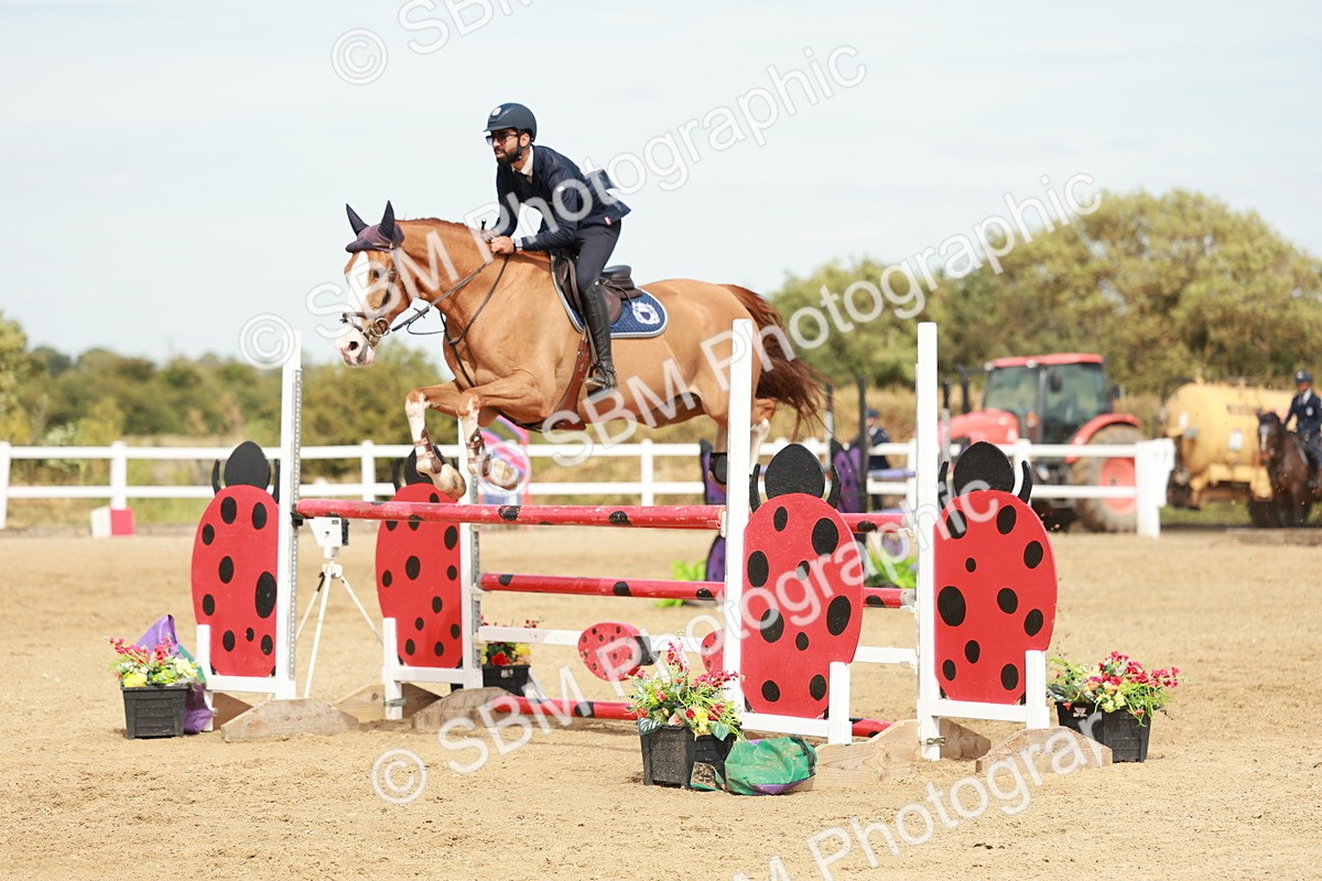 SBM_008180 - Class 4 - Senior Foxhunter - 1.20m Open