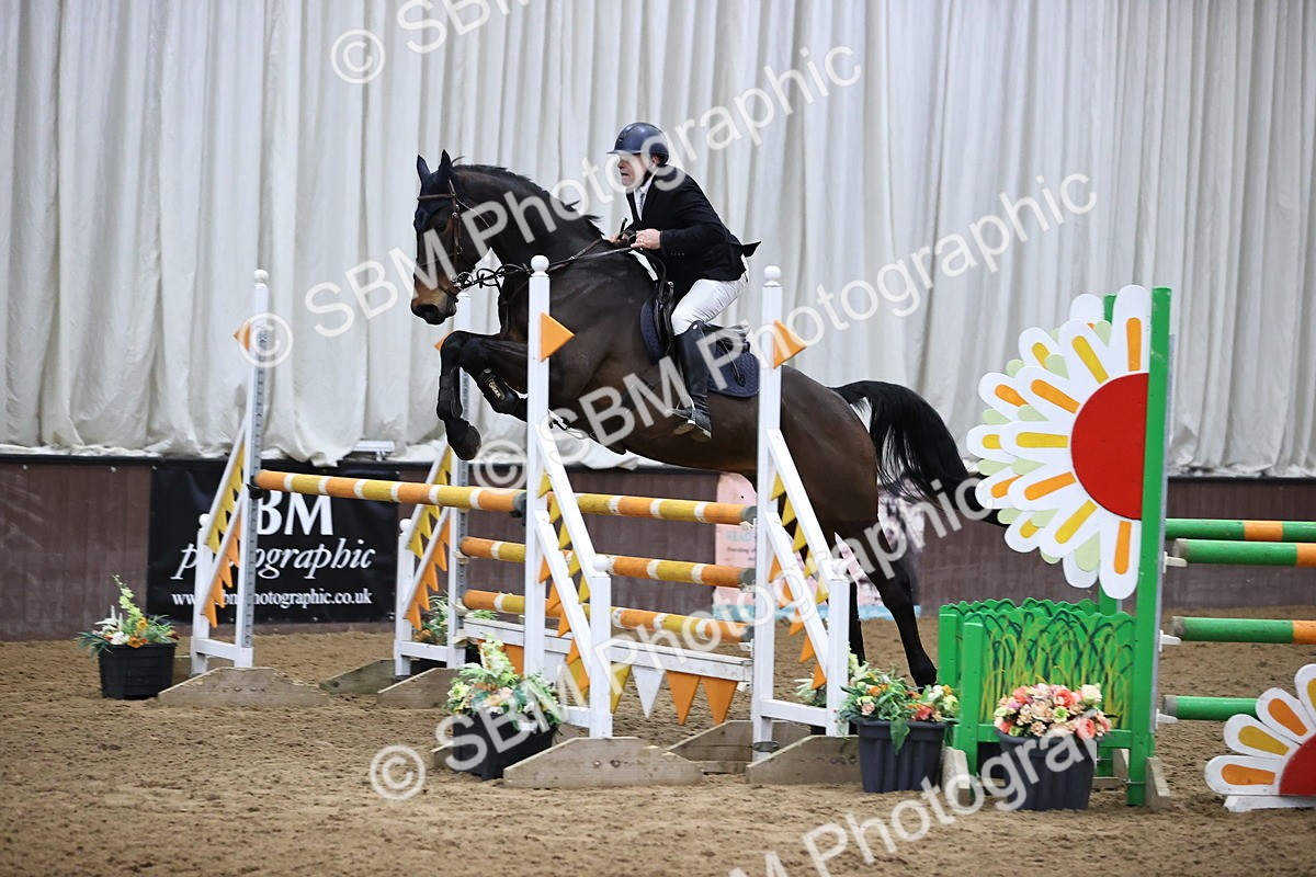 SBM_001620 - Class 4 - Senior Newcomers - 1.10m Open