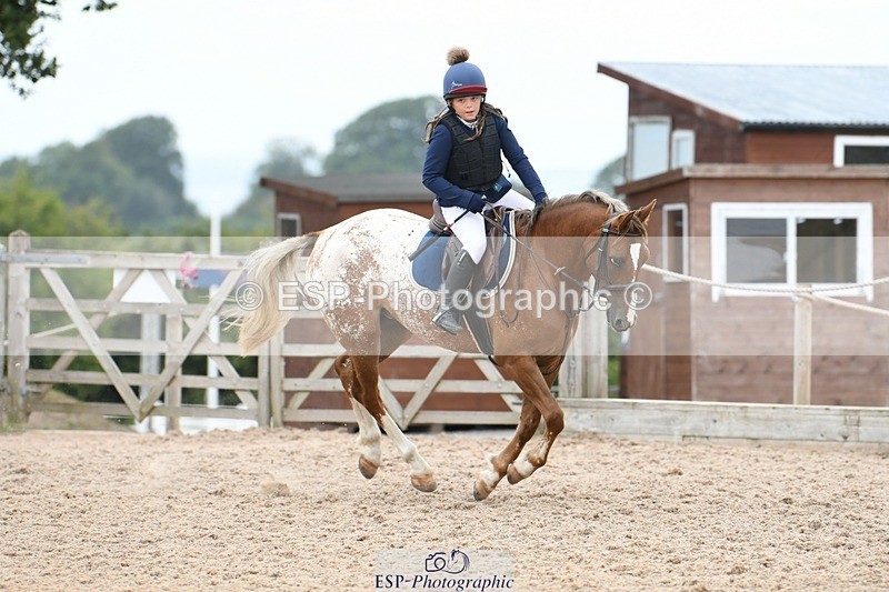 250807-102738-00156 - 70cm Round 1