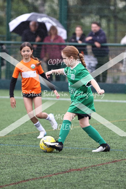 1DX32216 - Sat 6th U12 Girls