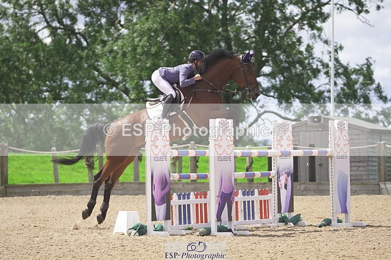 230806A-125506-02090 - Cls 14 Snr Foxhunter & 1.20m Open