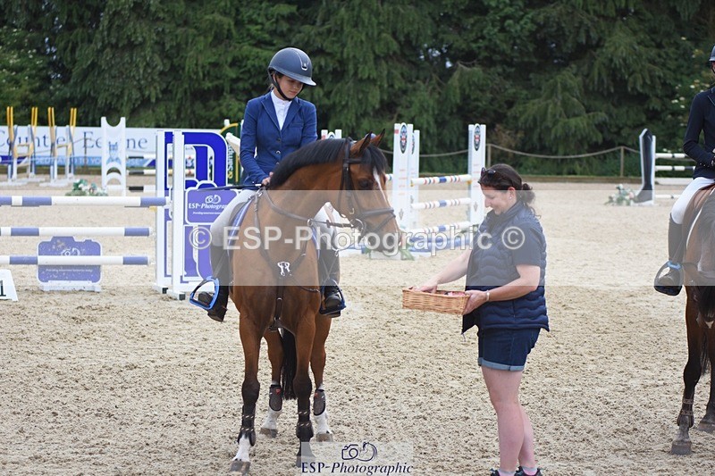 230618-144050-12664 - Cls 20 Pony Foxhunter 2nd R Jump Off's and Pres
