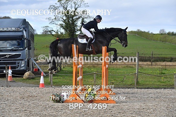BPP_4269 - CLASS 8 FRI Senior Foxhunter/ 1.20m Open