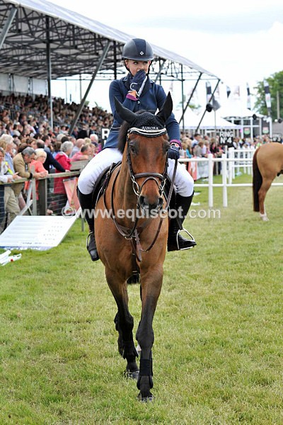 EQUISCOT 9378 - A WEE PEEK AT RHS 2013
