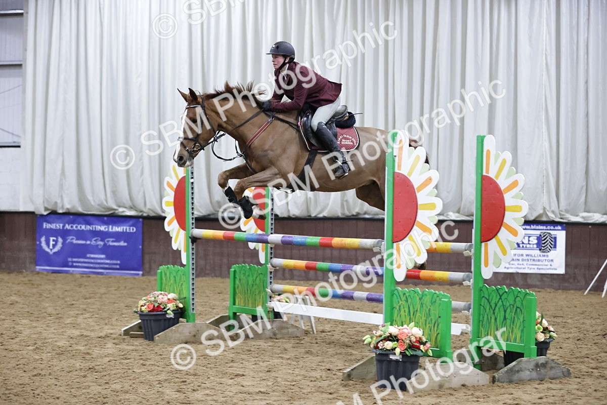 SBM_001148 - Class 4 - Senior Newcomers/ 1.10m Open