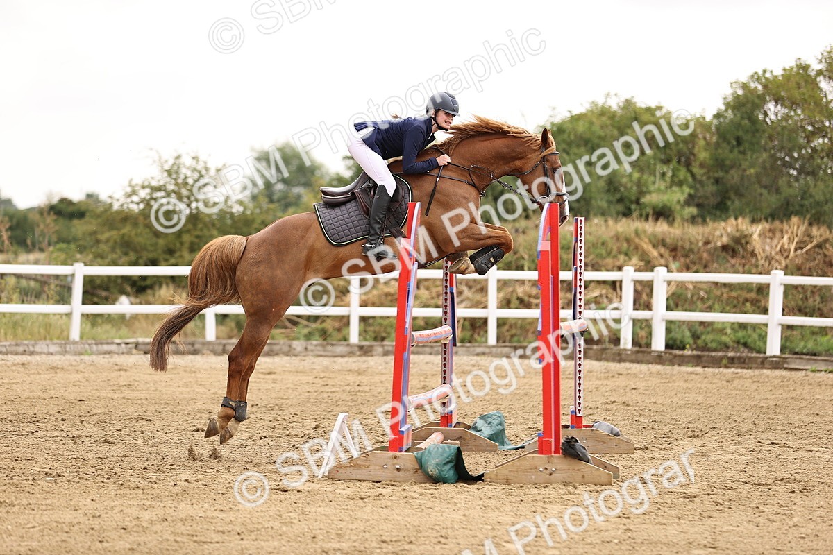 SBM_026374 - Class 12 - Amateur Championship Qualifier 1.05m