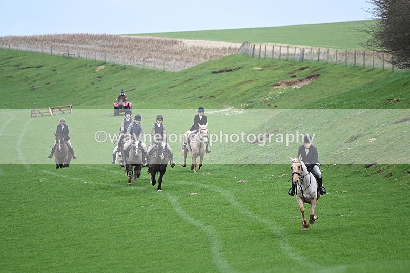 WJ6_9279 - Line Three