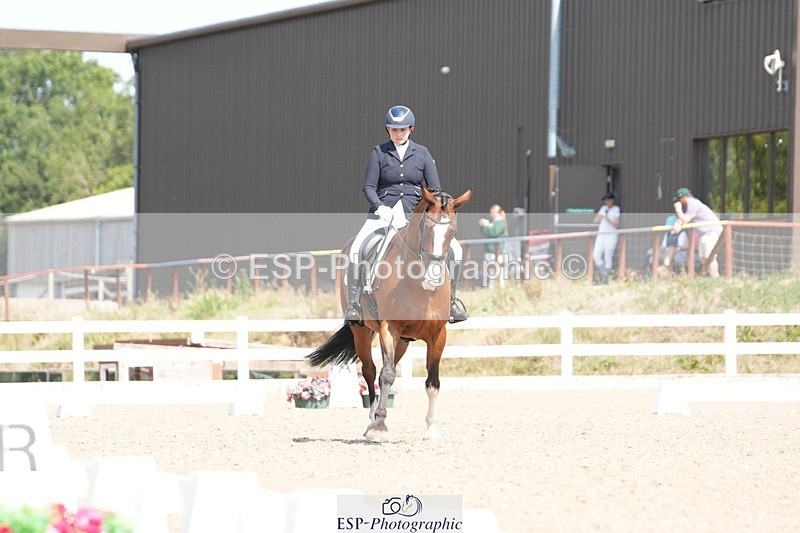 250817-125816-09208 - 162-Isabella.BalianBeechwood.Joey