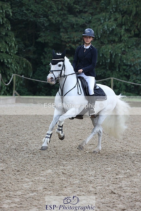 230618-082452-09197 - Cls 19 Pony Intro 1m