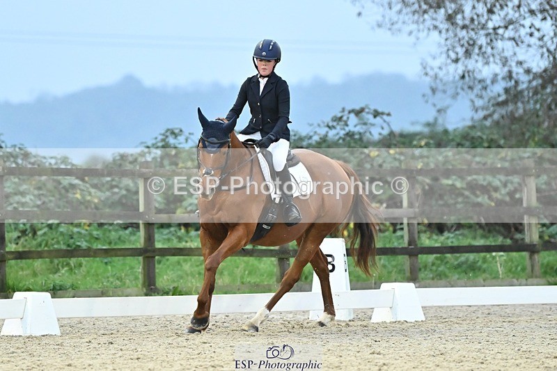 241103-161925-03319 - Novice 1 - 16.18 to 17.50