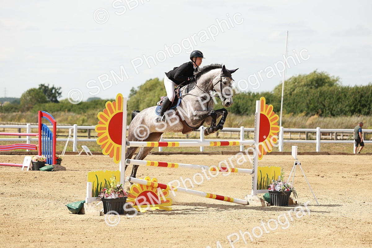 SBM_007898 - Class 4 - Senior Foxhunter - 1.20m Open