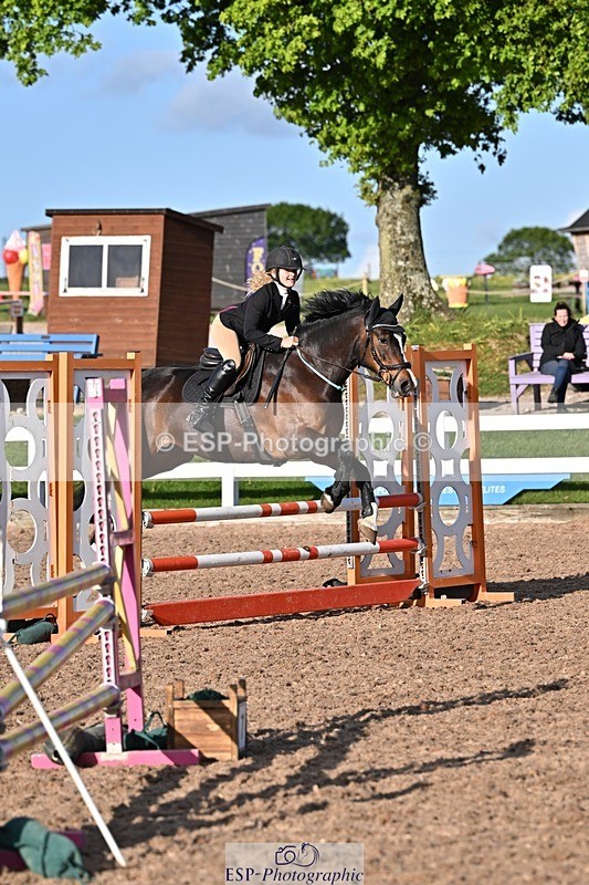 260512-183639-00622 - 90cm Classes