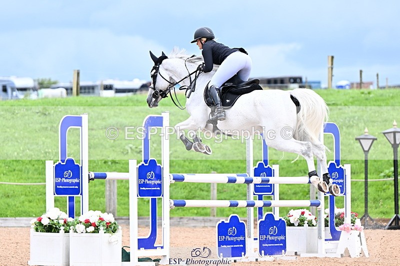 240726A-132559-01417 - Cls 3 Snr Foxhunter