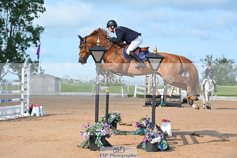 230721A-092459-04944 - Cls 2, 2 Star Small 1.30m