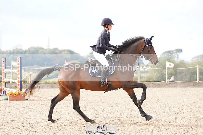 241004A-151948-00943 - Fri 04 Snr Fox & 1.20m Open