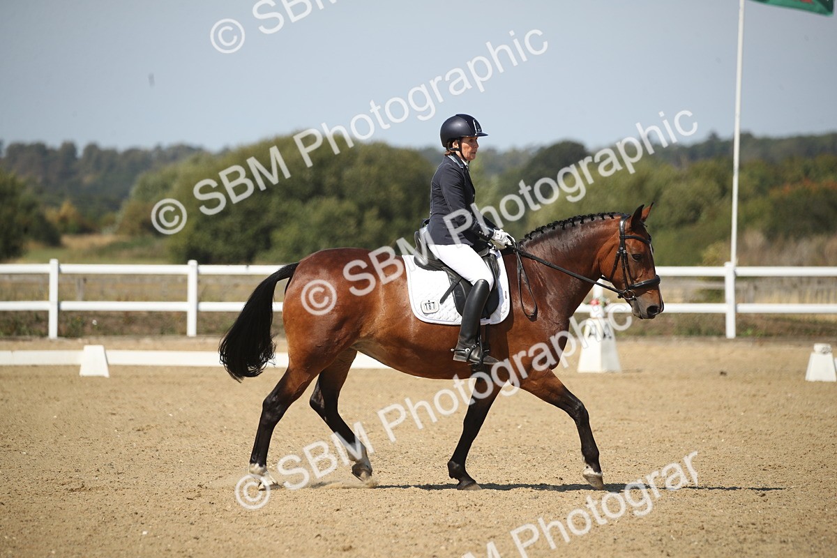 SBM_004979 - Class 11 - Novice 5 - 11.41-12.58