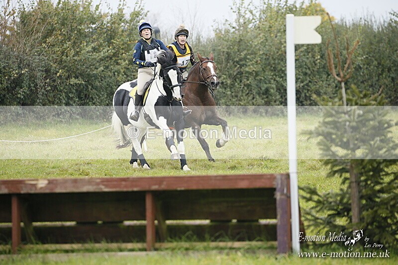 WWHT 181020 WWHT 181020 823 - WWEC Novice Pairs (0.80m) 18/10/20