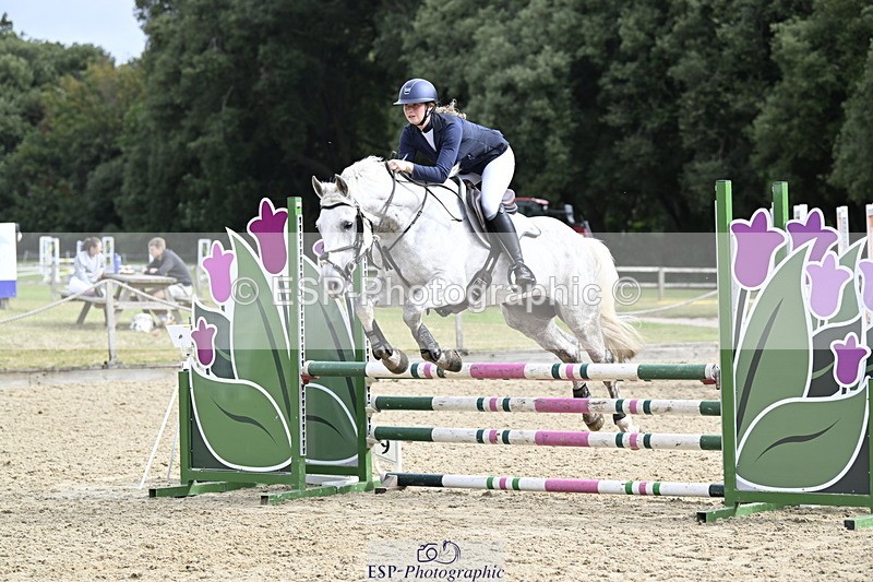 250830A-100821-05493 - Cls 21 British Novice and 90cm Open