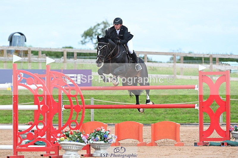 230721A-154622-07418 - Cls 10, 2 Star Big 1.45m Start to break