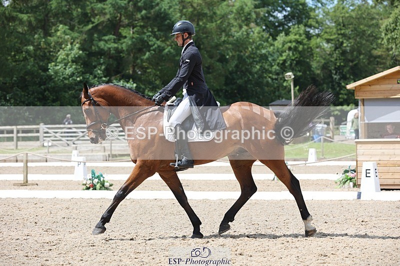 240523-115319-03635 - 241-CLASS_ROMANCE-Jack_Pinkney