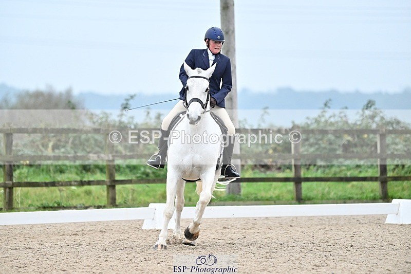 241103-152844-03136 - Novice 1 - 14.44 to 16.08