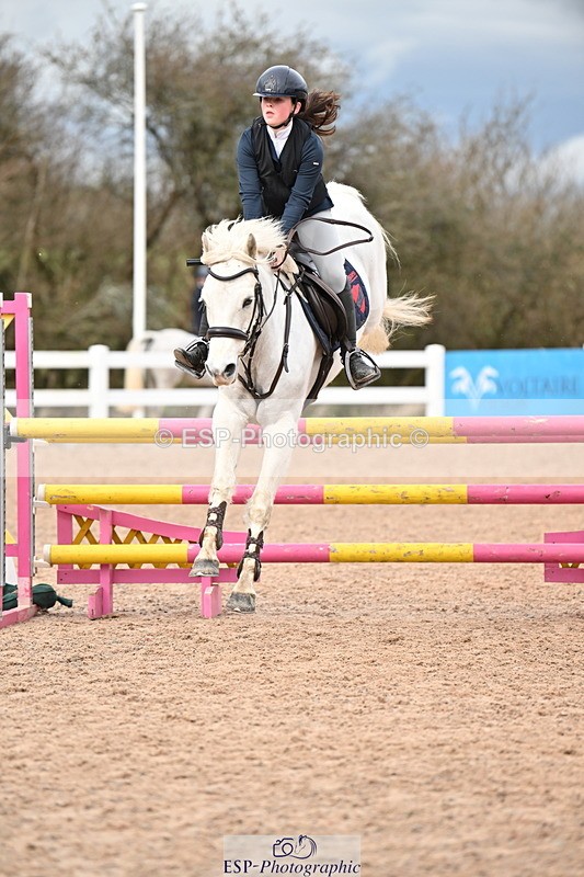 240310A-121528-02400 - Cls 5 Pony Newcomers and 1m Open