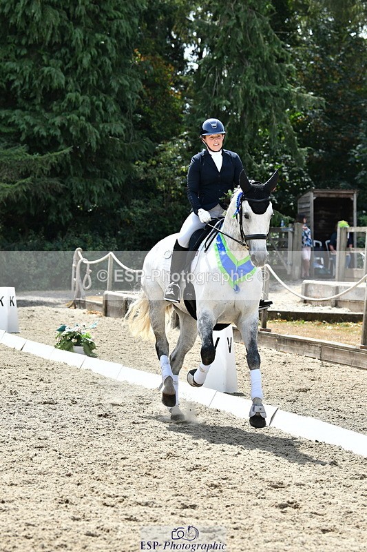 260802A-131542-06770 - PRESENTATIONS