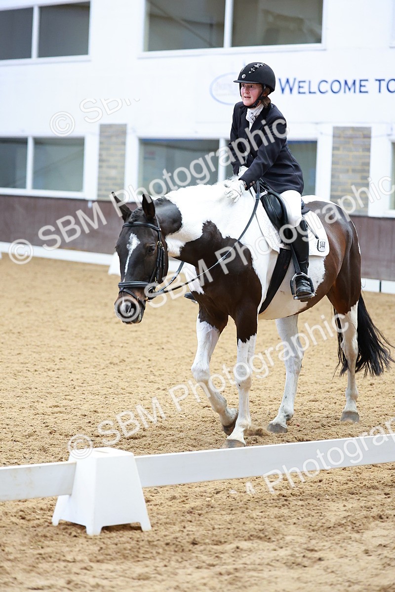 SBM_003578 - Class 15-16-18 - Novice 3-Elementary 1-PYO