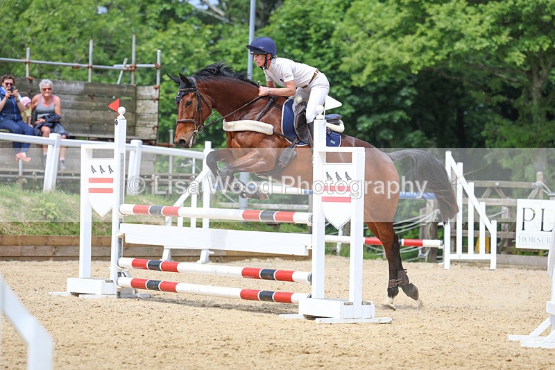 3E7A0562 - Class 10: Senior 95cm open