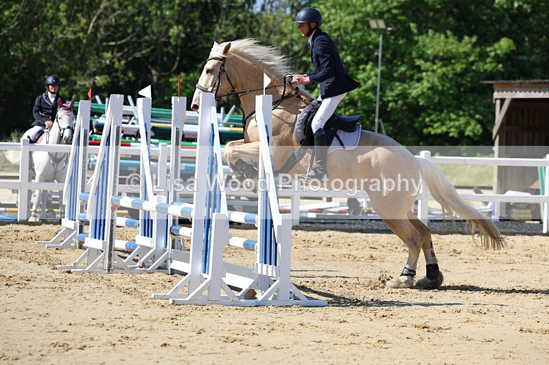 3E7A5117 - Class 3: Senior 80cm