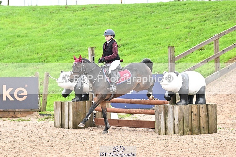 250920-154920-01792 - Cls 21 Pony Intro 80cm Derby