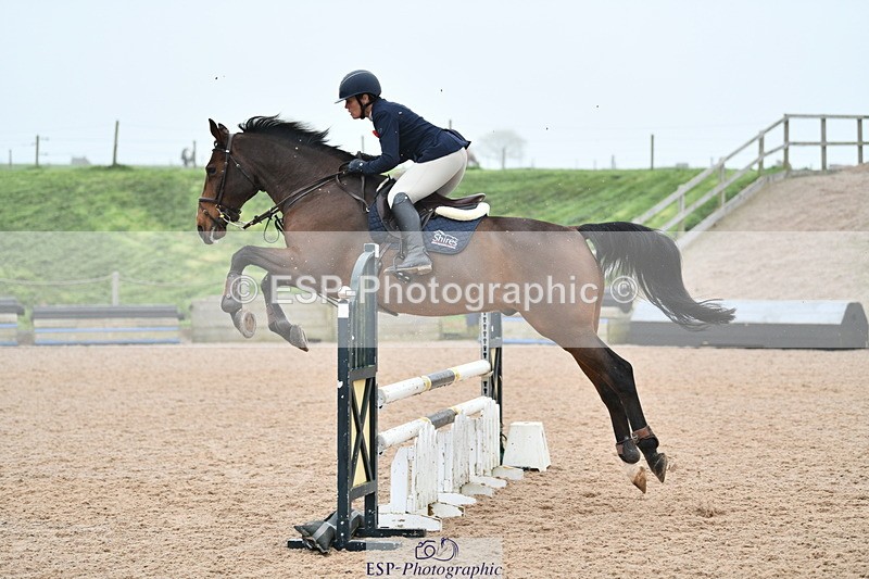 241102A-114906-04411 - SAT Cls 9 British Novice and 90cm Open