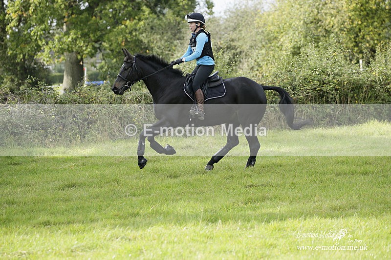  WWHT 171021 2934 - Intermediate (0.90m)  17/10/21