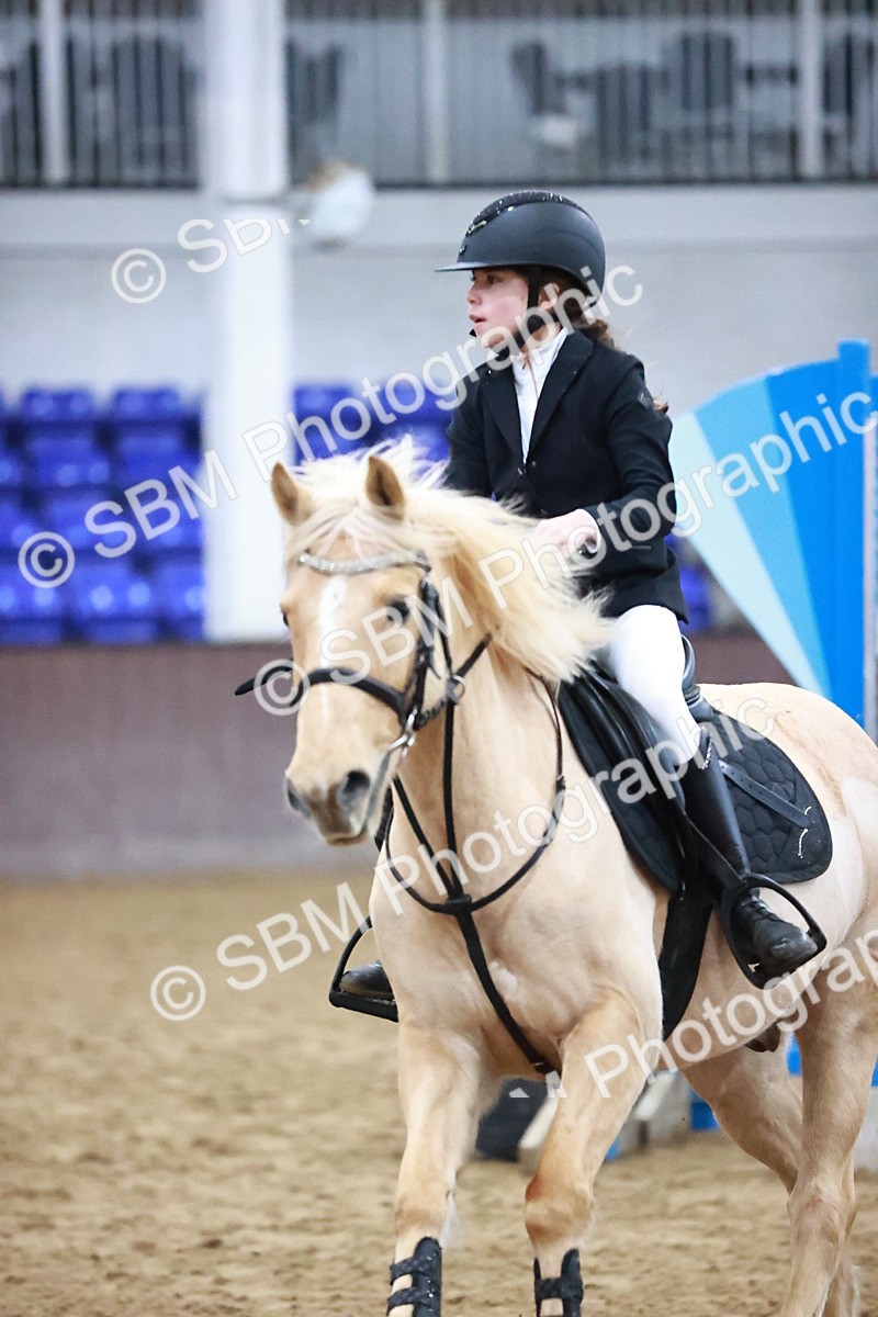 SBM_001775 - Class 9 - Pony Intro 75cm