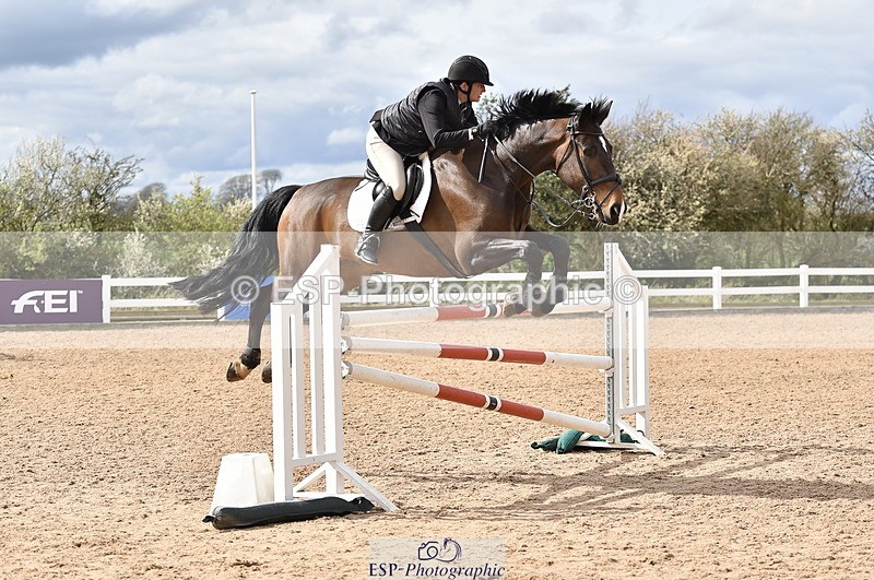 240403A-152512-00963 - Cls 5 Foxhunter and 1.20m Open