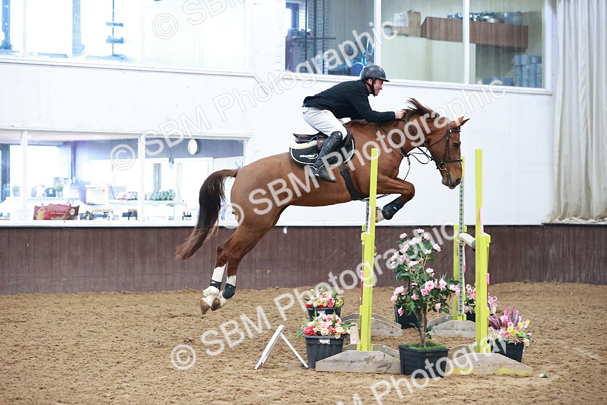 SBM_003082 - Class 11 - Senior Foxhunter 1.20m