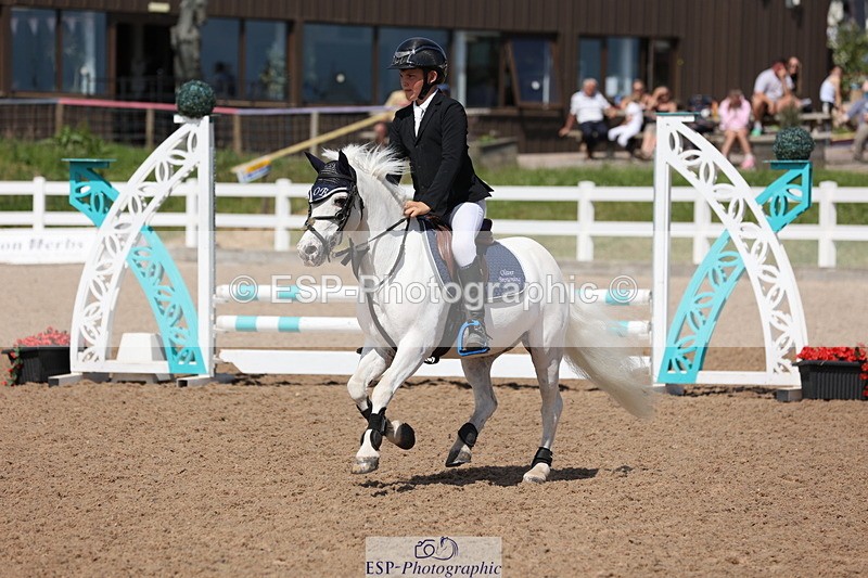 240629A-153014-07140 - Cls 16 11yrs and Under 128cm