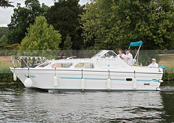 100702 AQUA TEMPLE IMG_8982 - HENLEY REGATTA - FRIDAY 2nd JULY 2010