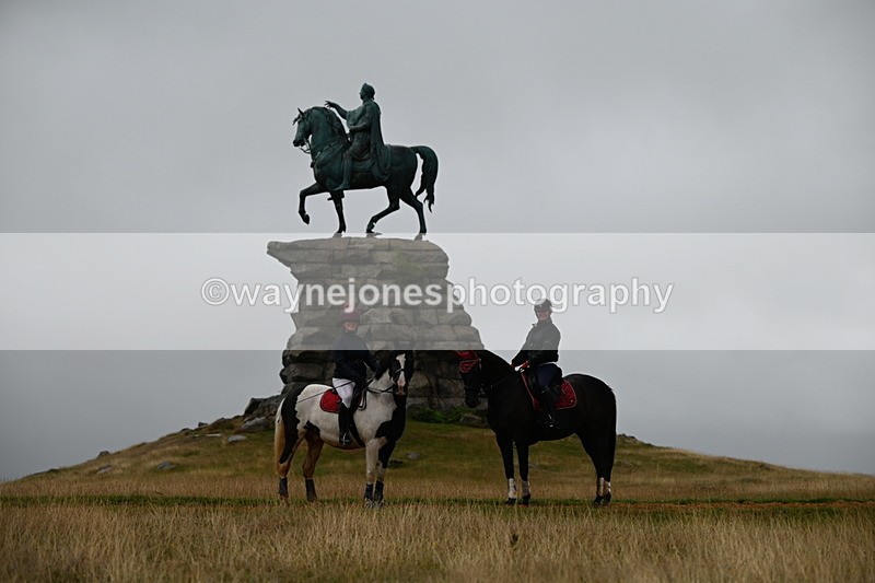 DSC_1639 - Time at Statue 12:13 to 12:32