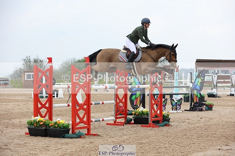 250424-121714-05311 - Cls 1 - 2 Star Small Tour